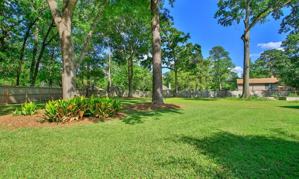$545,000 | 502 Weisinger Drive, Magnolia, TX 77354