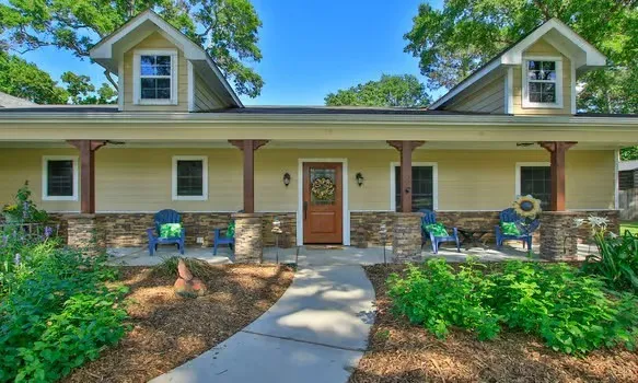 $545,000 | 502 Weisinger Drive, Magnolia, TX 77354