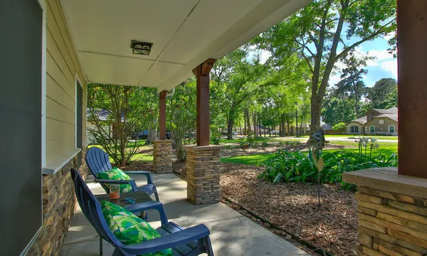 $545,000 | 502 Weisinger Drive, Magnolia, TX 77354