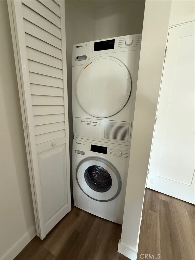 404 North Broadway, Unit 4 Redondo Beach, CA 90277 - Photo 4 of 16