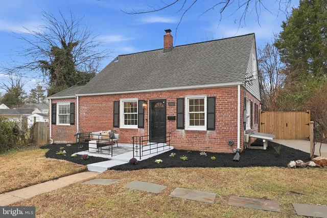 $775,000 | 7209 Tyler Avenue, Falls Church, VA 22042