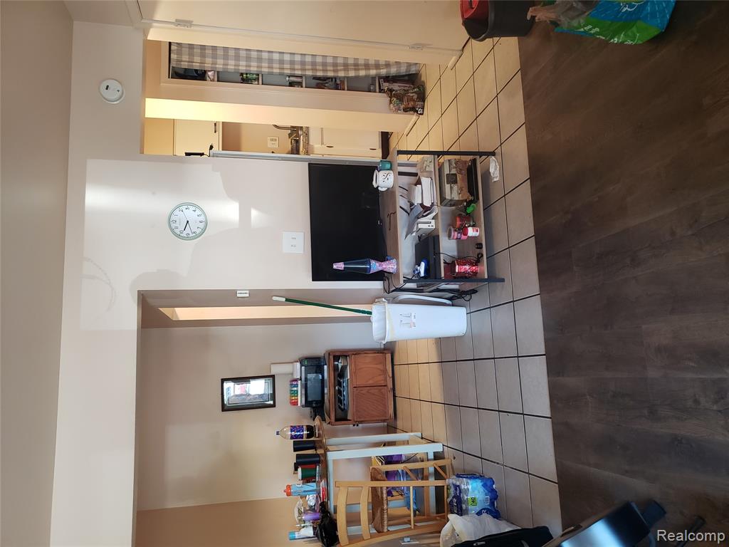 4534 Raubinger Road Swartz Creek, MI 48473 - Photo 11 of 16 Gallery Image 11