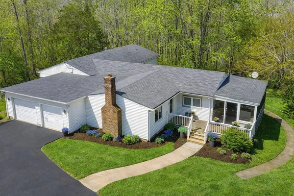 $190,000 | 2263 Buckner Road, Bumpass, VA 23024