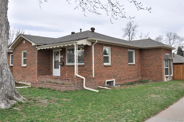 $2,800 | 3201 South Pennsylvania Street, Englewood, CO 80113