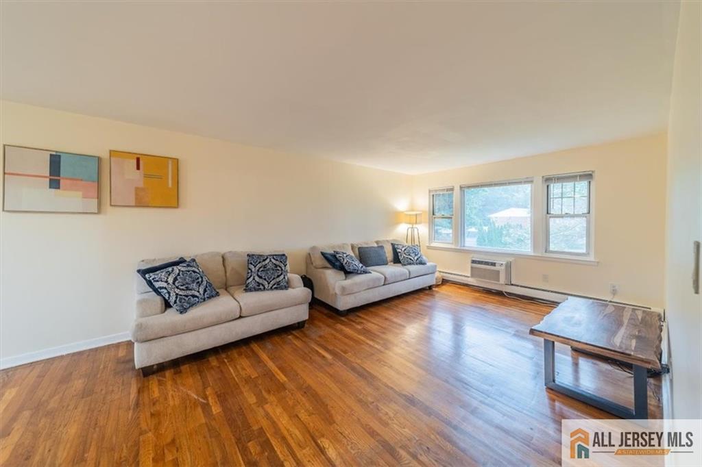 132 The Orchard, Unit L Cranbury, NJ 08512 - Photo 5 of 12