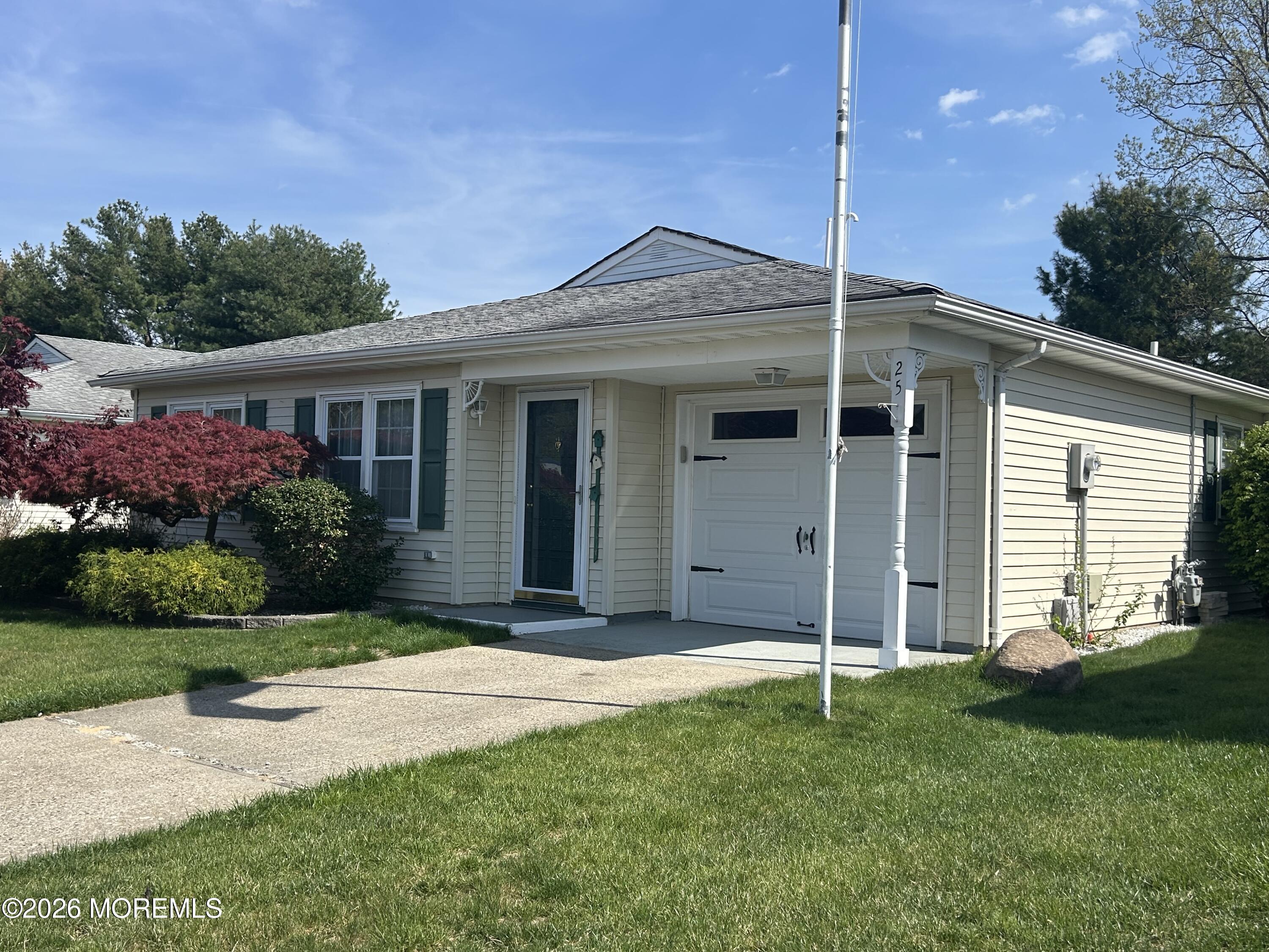 25 Thames Place Brick, NJ 08723 - Photo 1 of 16 IMG_4091