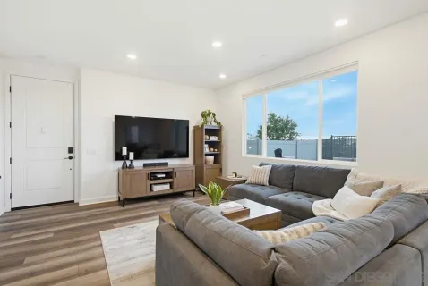 $825,000 | 797 Mateo Street, Unit 1, Chula Vista, CA 91911