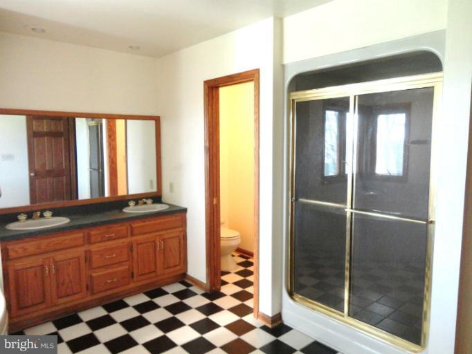 9624 Cabbage Run Road Walkersville, MD 21793 - Photo 22 of 29 Bath (Master)