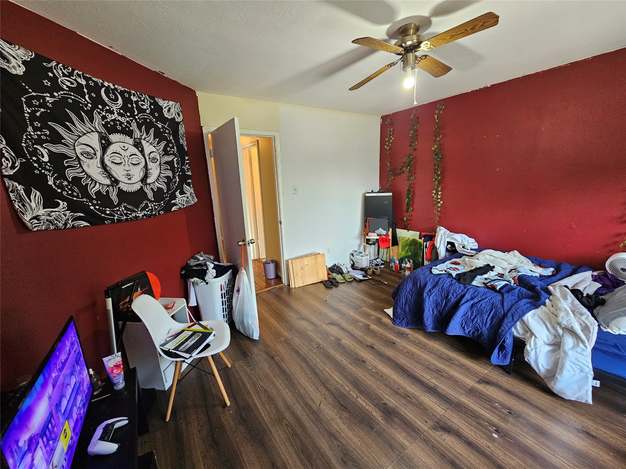 13615 Repa Lane Houston, TX 77014 - Photo 30 of 30 a living room with furniture