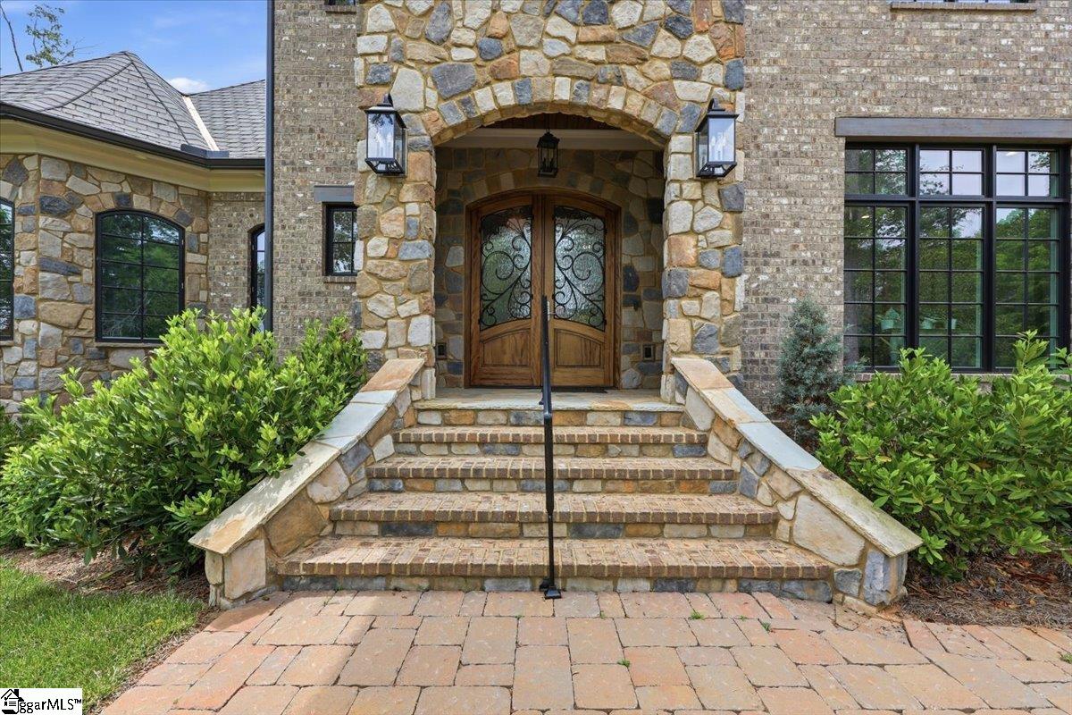 802 Kist Road Greer, SC 29651 - Photo 4 of 50