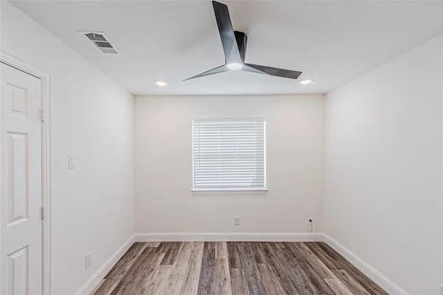 $365,000 | 2976 Mark Twain Drive, Farmers Branch, TX 75234