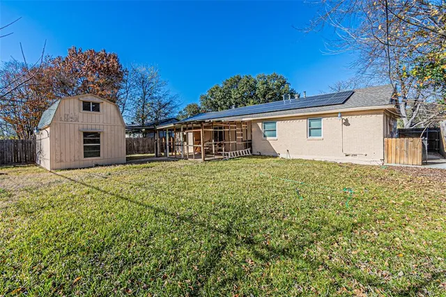 $365,000 | 2976 Mark Twain Drive, Farmers Branch, TX 75234