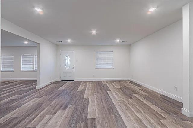 $365,000 | 2976 Mark Twain Drive, Farmers Branch, TX 75234