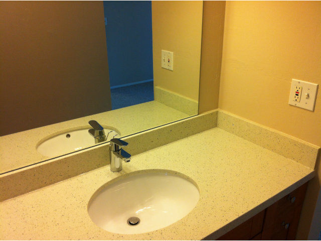 1231 Terra Nova Boulevard Pacifica, CA 94044 - Photo 13 of 18 a bathroom with a tub