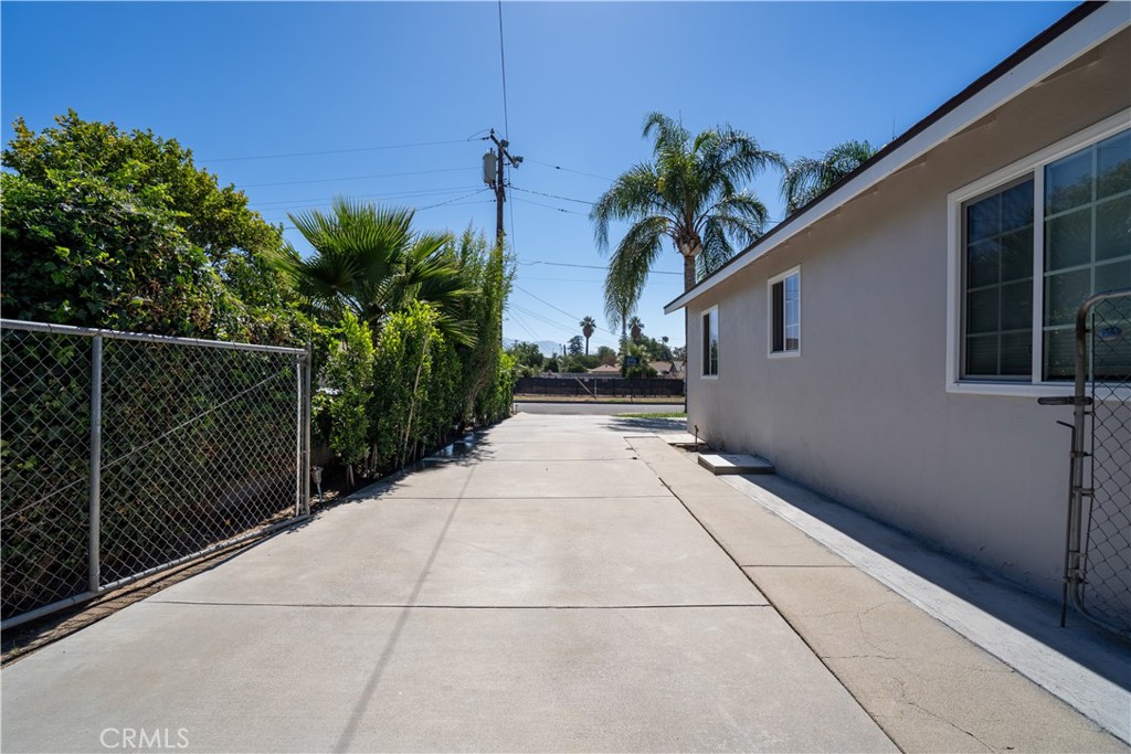 487 Jackson Street Colton, CA 92324 - Photo 38 of 47