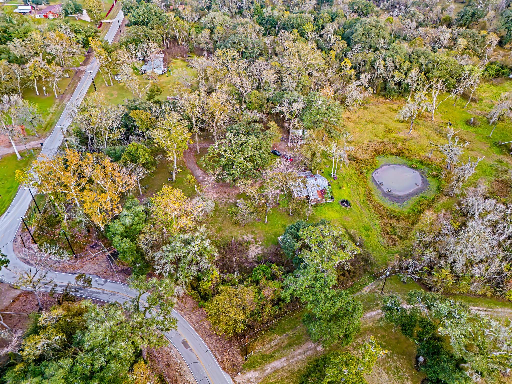 209 River Road Angleton, TX 77515 - Photo 23 of 38 a view of under an umbrella