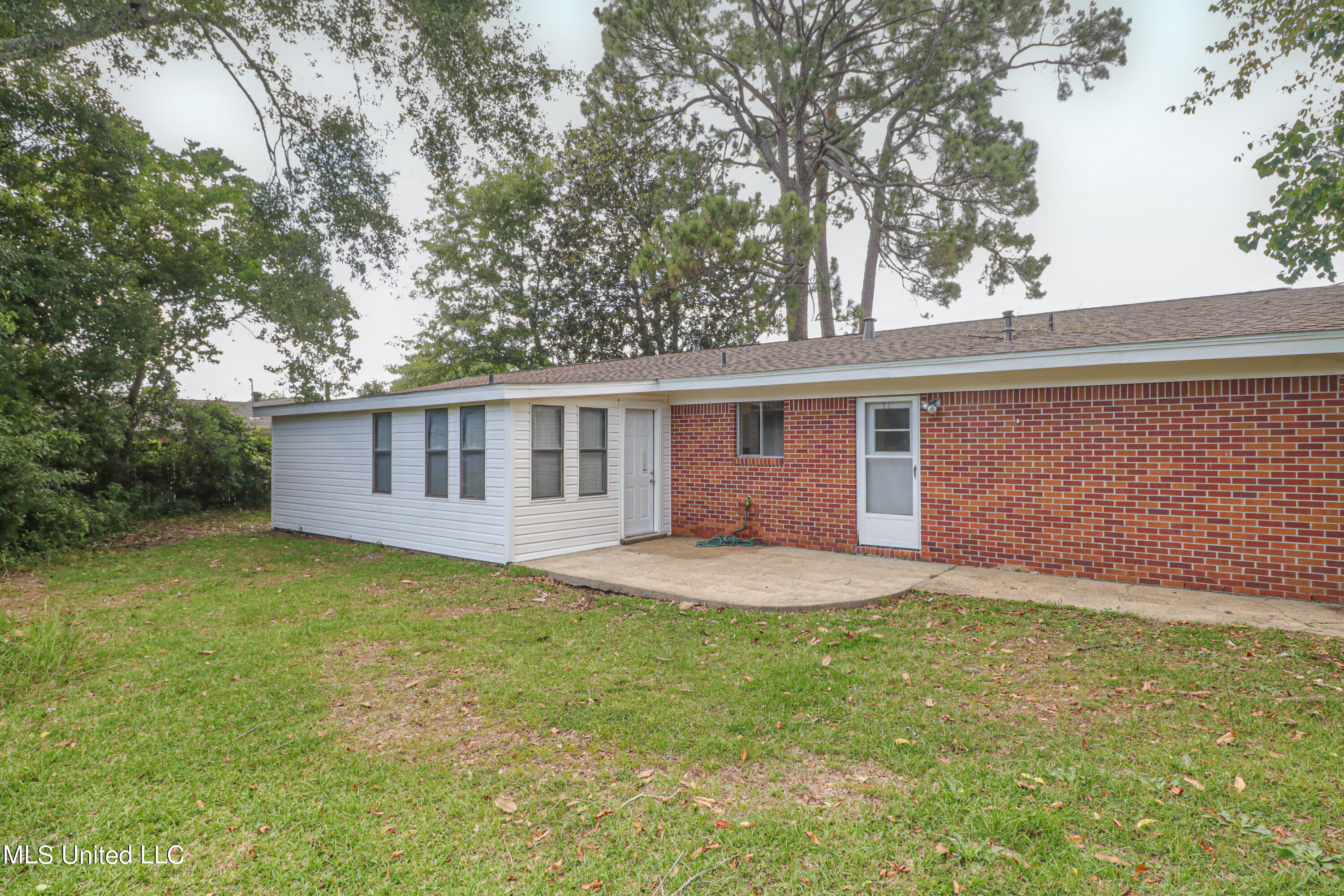 15085 Dedeaux Road Gulfport, MS 39503 - Photo 16 of 16 16