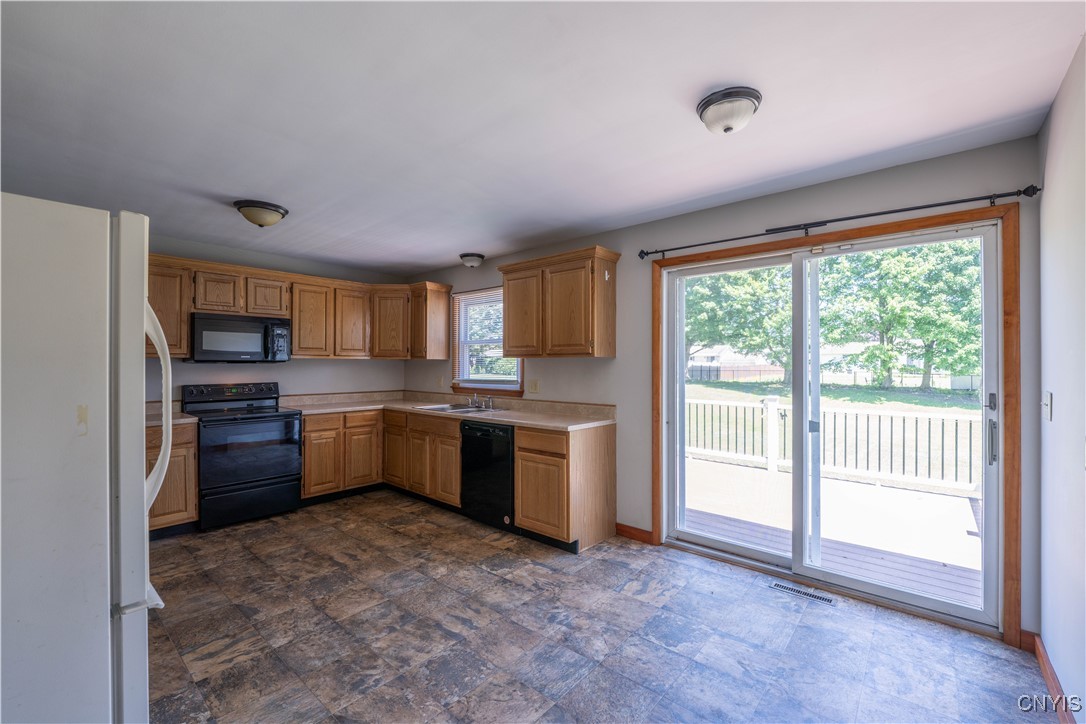 8686 Maple Lane Lee, NY 13440 - Photo 7 of 47