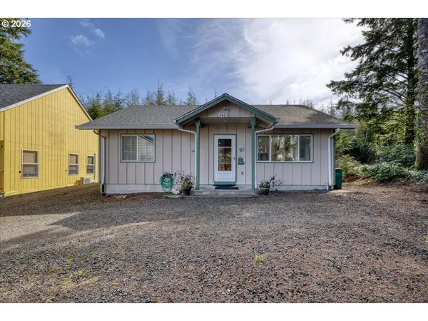 $410,000 | 142 South Quadrant Street, Rockaway Beach, OR 97136