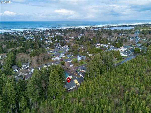 $410,000 | 142 South Quadrant Street, Rockaway Beach, OR 97136