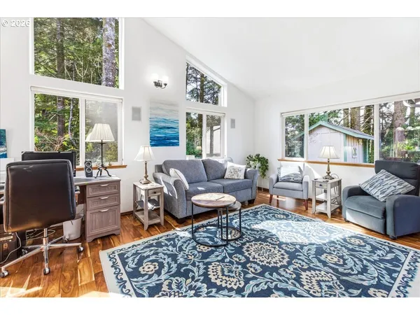 $410,000 | 142 South Quadrant Street, Rockaway Beach, OR 97136