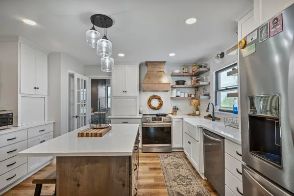 $625,000 | 12406 Highway 212, Glencoe, MN 55336