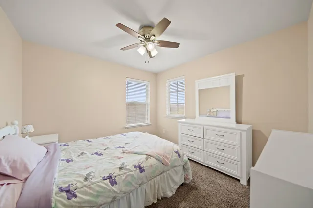 $445,000 | 2725 MerlÃn Lane, Pearland, TX 77581