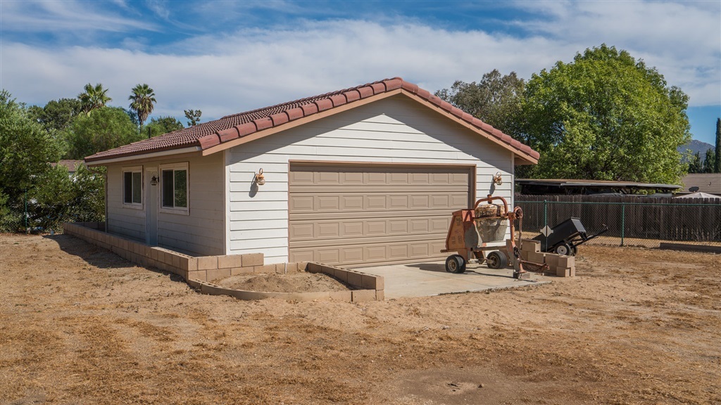 16539 Open View Road Ramona, CA 92065 - Photo 9 of 25 Gallery Image 9