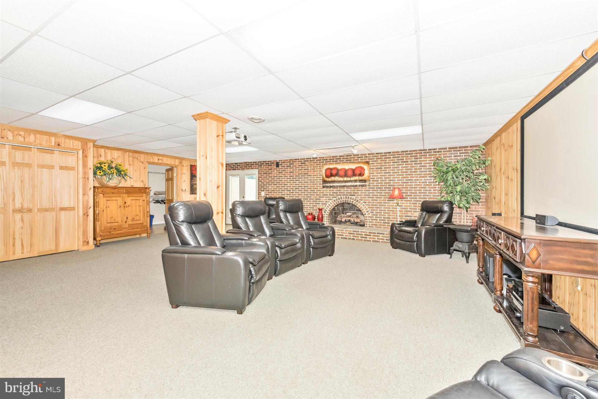 5513 Shookstown Road Frederick, MD 21702 - Photo 22 of 30 Family Room