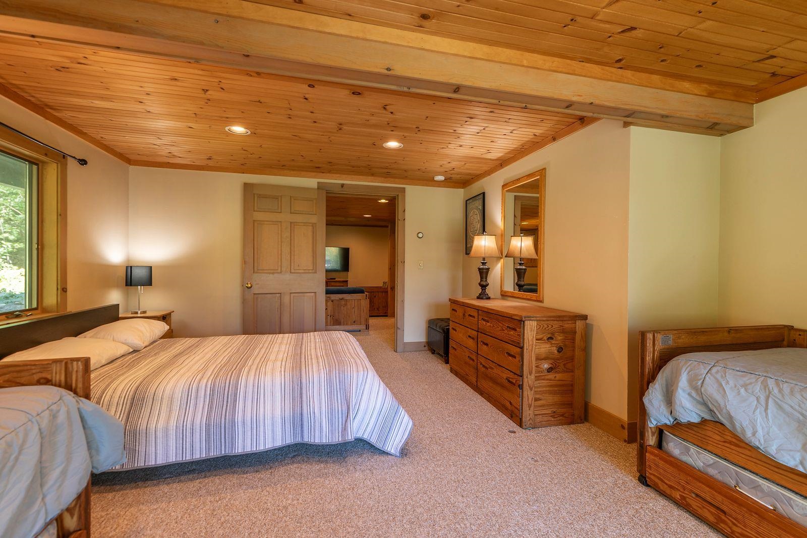 14 Mountain Haunts Road Winhall, VT 05340 - Photo 26 of 33