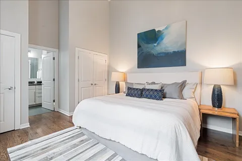 $479,900 | 2065 North Kedzie Avenue, Unit 327, Chicago, IL 60647