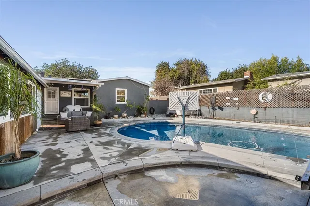 $699,888 | 762 North Redding Way, Upland, CA 91786