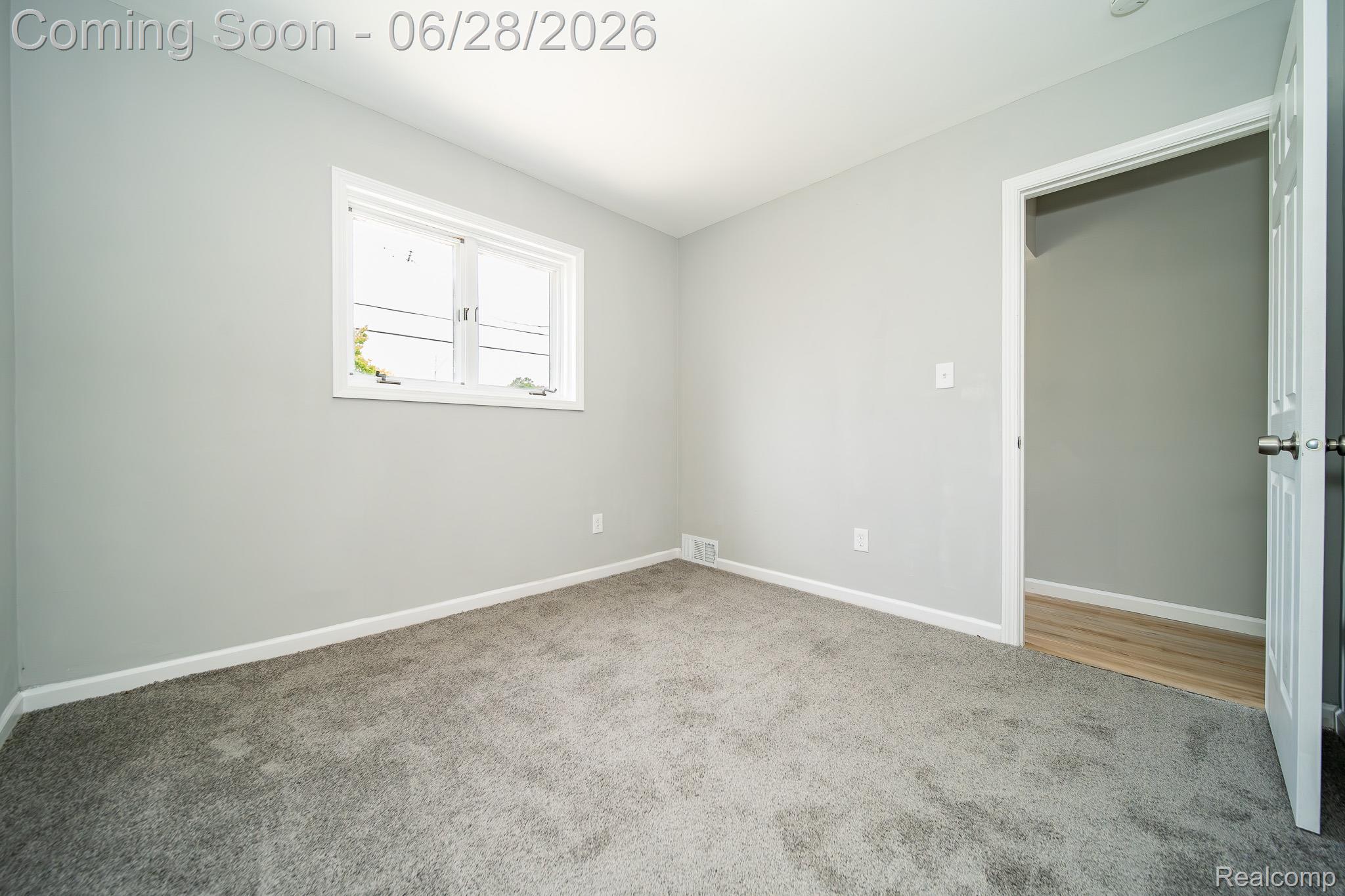 15646 Selwyn Road Southgate, MI 48195 - Photo 44 of 69 DDS04851.jpg