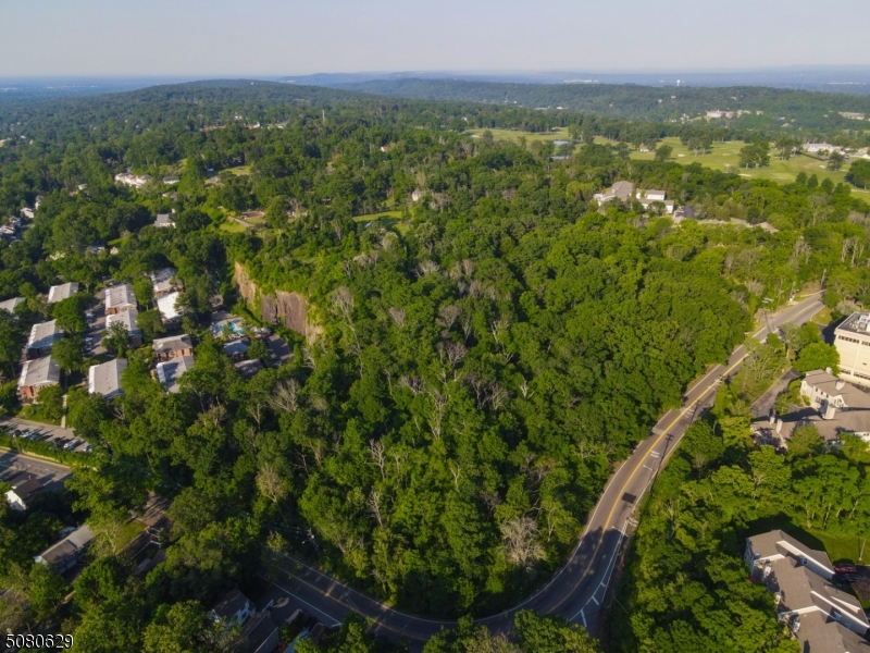 2 Ridge Road West Orange, NJ 07052 - Photo 5 of 10 a view of a city