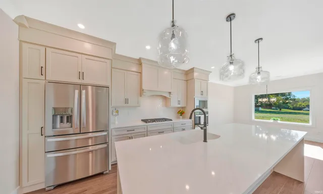 $580,000 | 4711 Lemon Grass Court, Evansville, IN 47725