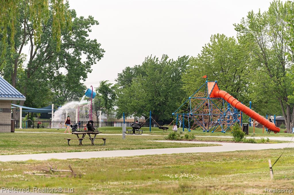 4280 Kent Road Royal Oak, MI 48073 - Photo 42 of 48