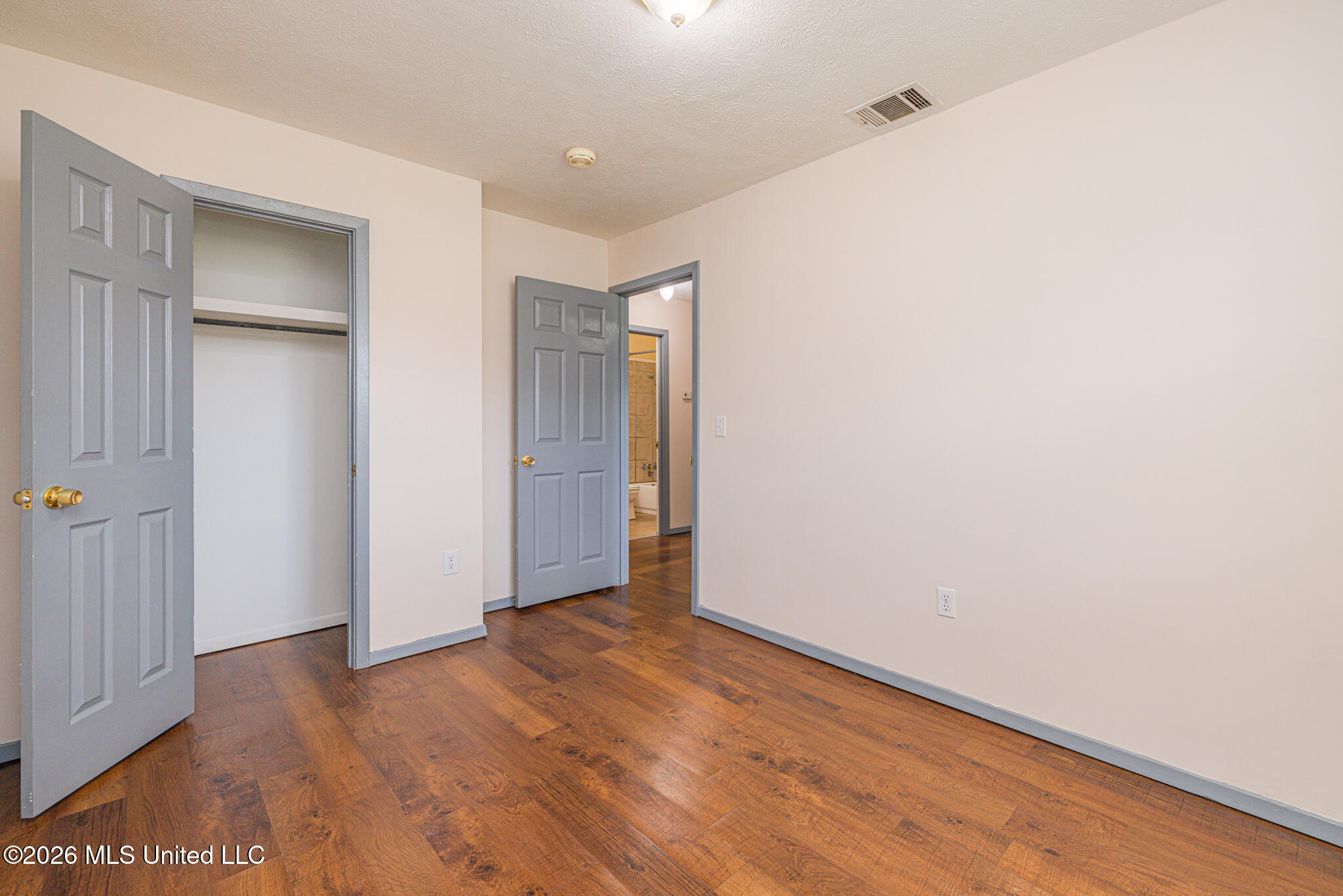 253 Rutherford B Hayes Circle Jackson, MS 39213 - Photo 19 of 25 1R4A7930