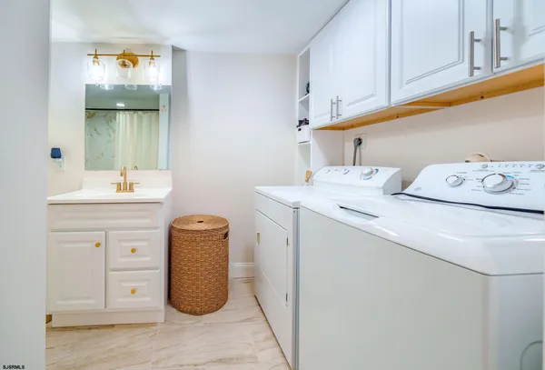 $355,000 | 18 Empire Drive, Unit 18, Egg Harbor Township, NJ 08232