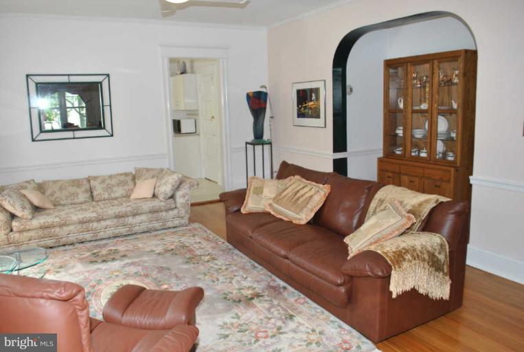 4100 Military Road Northwest Washington, DC 20015 - Photo 4 of 18 Interior (General)