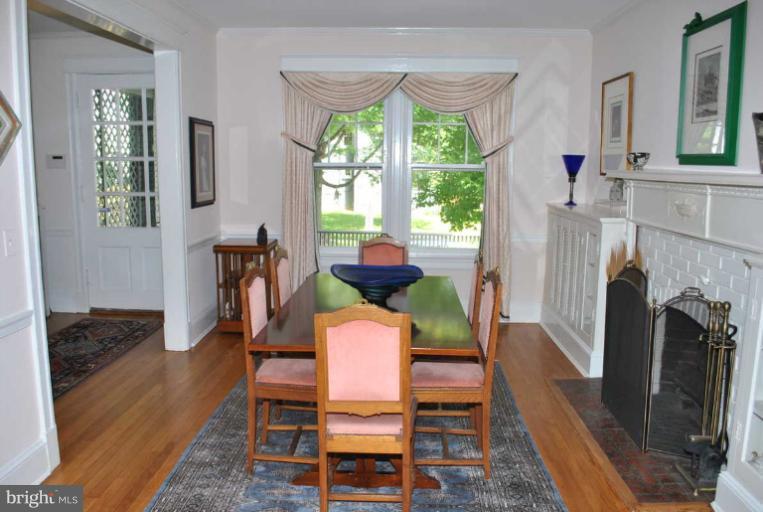 4100 Military Road Northwest Washington, DC 20015 - Photo 10 of 18 Interior (General)
