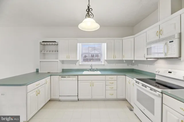 $459,000 | 2797 Desert Sun Court, Waldorf, MD 20603