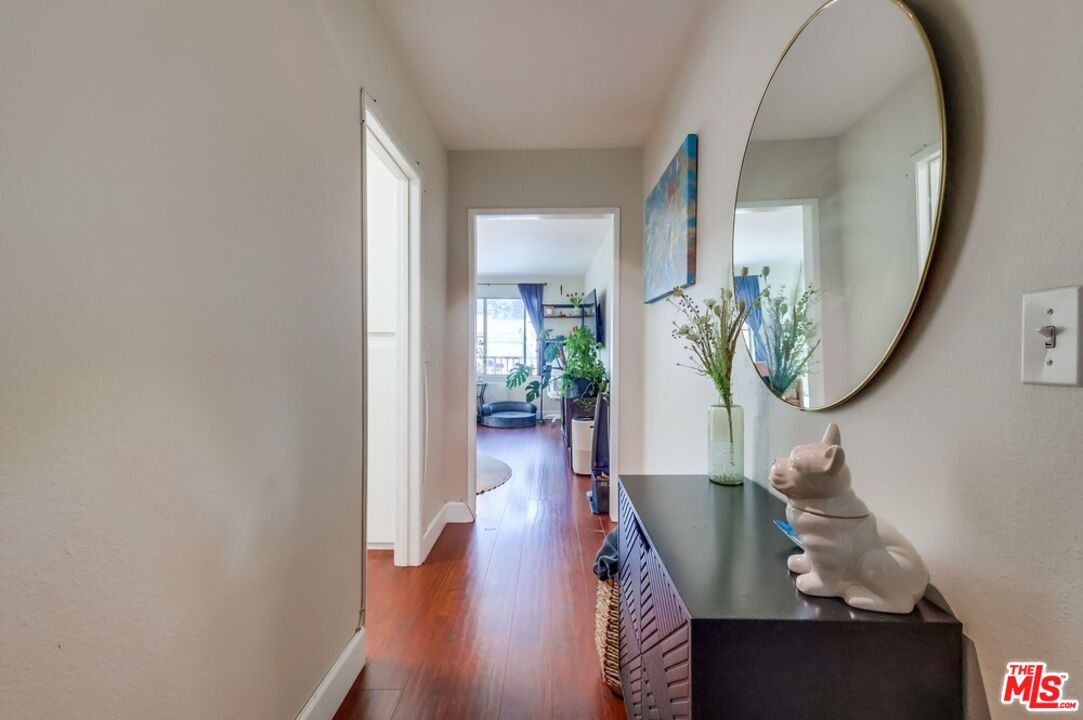 3734 South Canfield Avenue, Unit 331 Los Angeles, CA 90034 - Photo 11 of 45