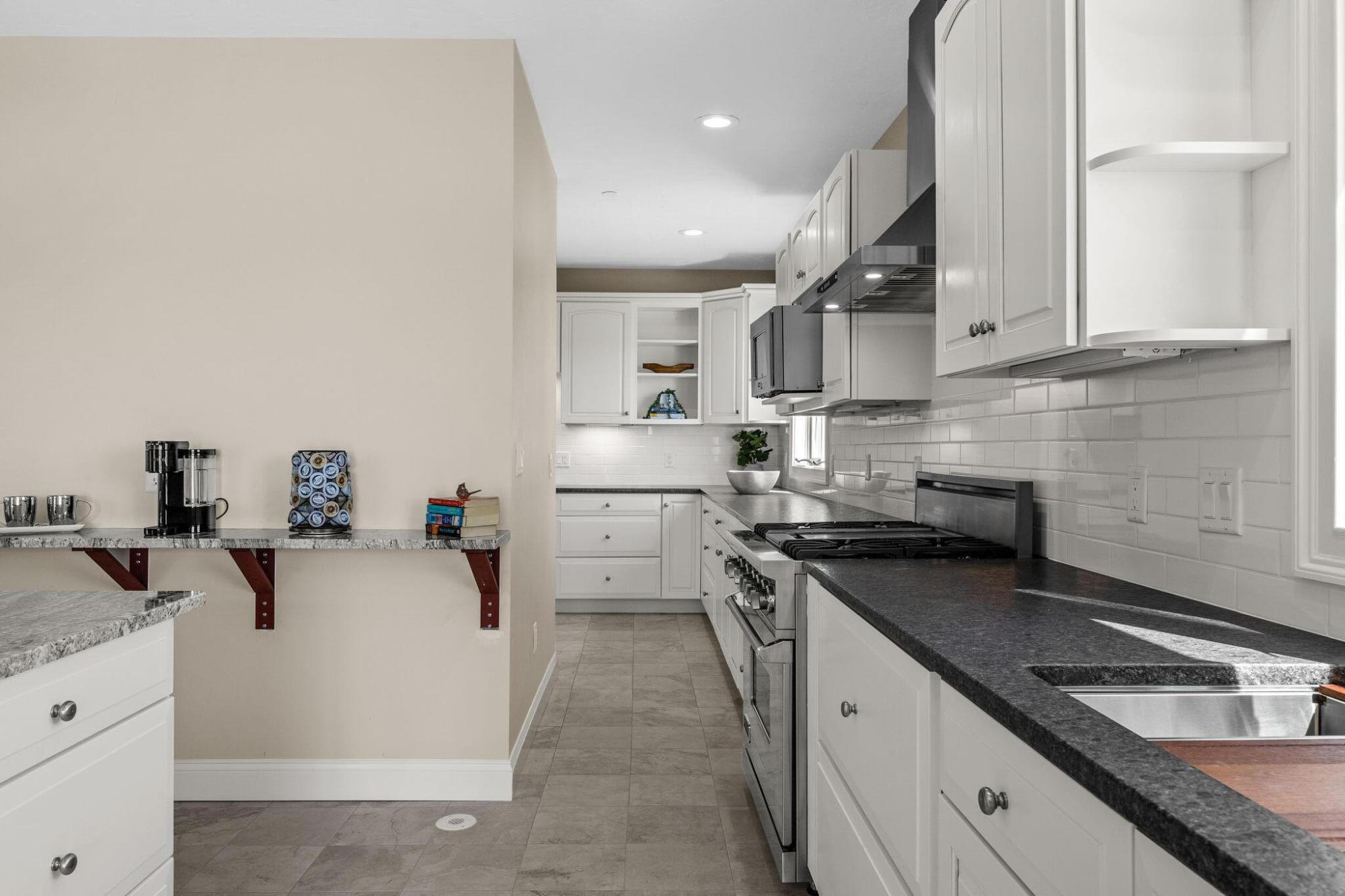 12 Groveland Street Buzzards Bay, MA 02532 - Photo 11 of 100 17-web-or-mls-12-groveland-st