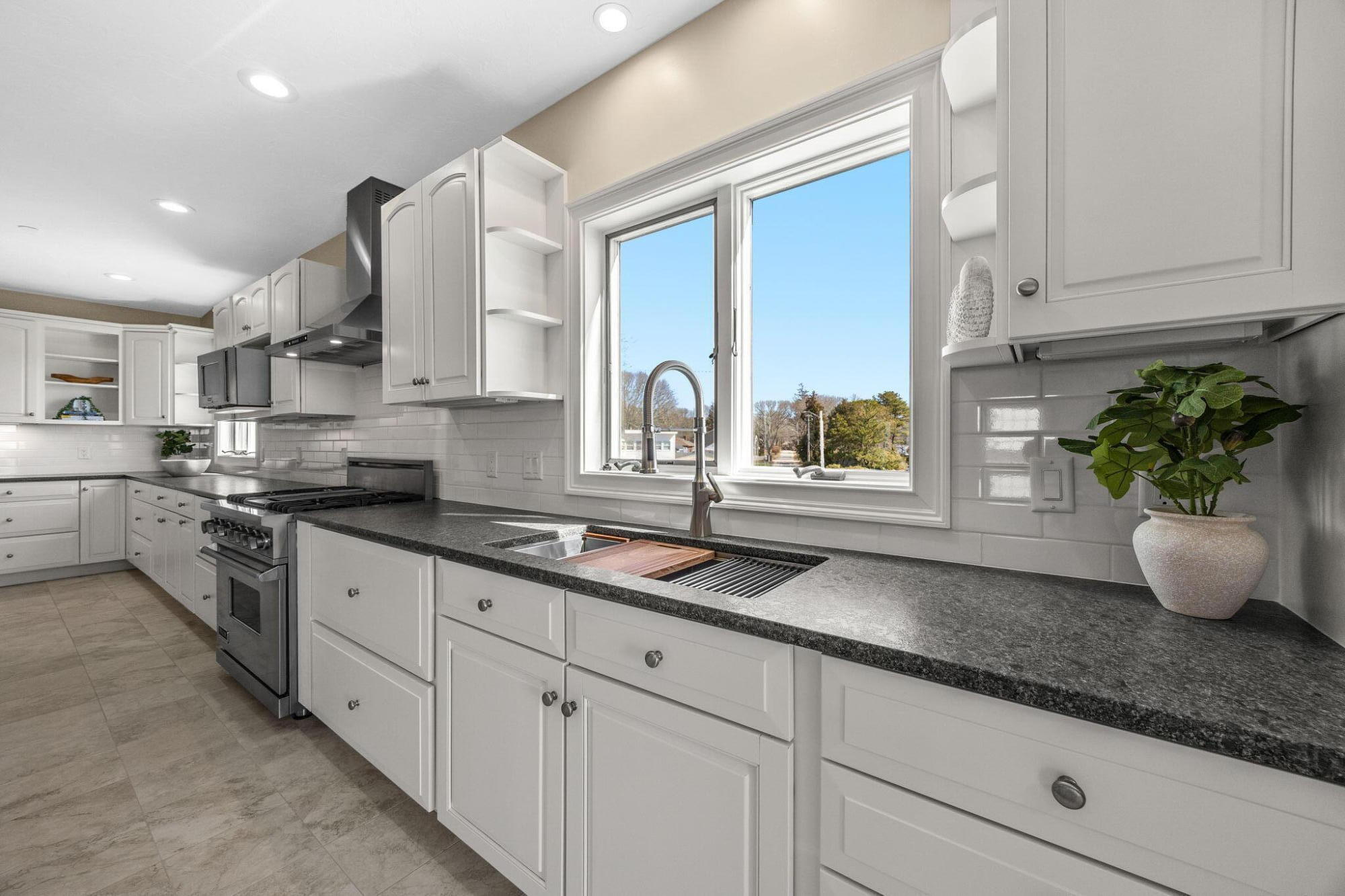 12 Groveland Street Buzzards Bay, MA 02532 - Photo 12 of 100 18-web-or-mls-12-groveland-st