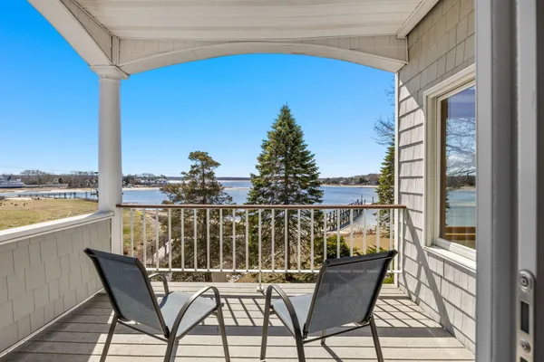 $2,599,000 | 12 Groveland Street, Buzzards Bay, MA 02532
