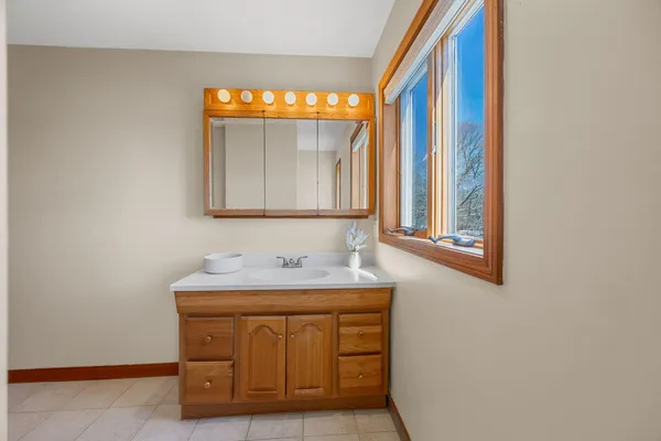 $2,599,000 | 12 Groveland Street, Buzzards Bay, MA 02532