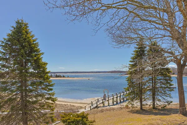 $2,599,000 | 12 Groveland Street, Buzzards Bay, MA 02532