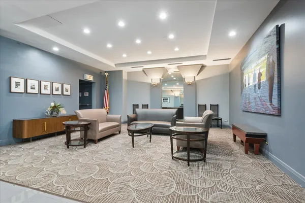 $1,800 | 6157 North Sheridan Road, Unit 6K, Chicago, IL 60660