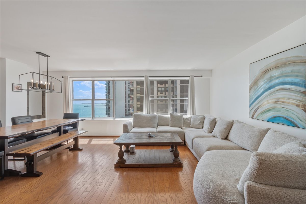 6157 North Sheridan Road, Unit 6K Chicago, IL 60660 - Photo 6 of 14