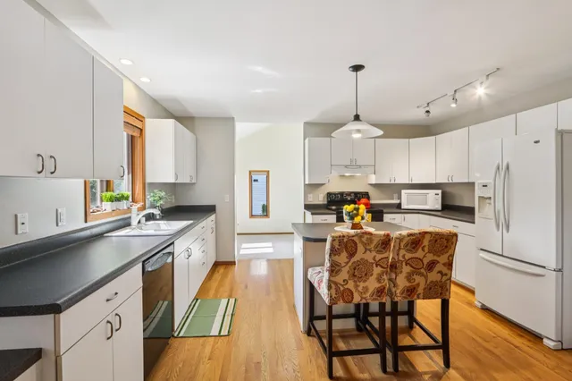 $475,000 | 1767 Sapphire Way, Sun Prairie, WI 53590